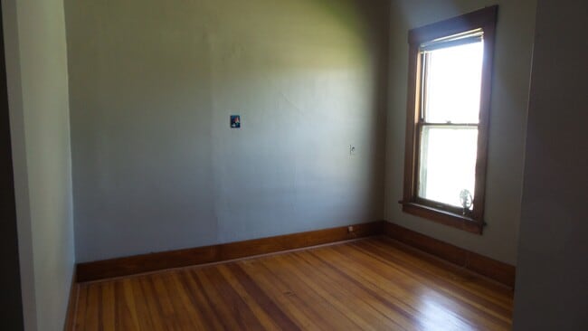 Foto del edificio - 620 Medary Ave