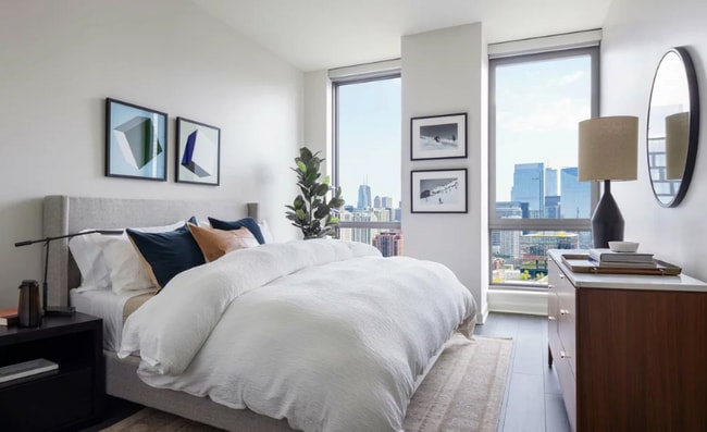 Building Photo - 159 N Peoria St