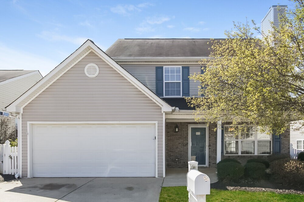 Primary Photo - 212 Greystone Cir