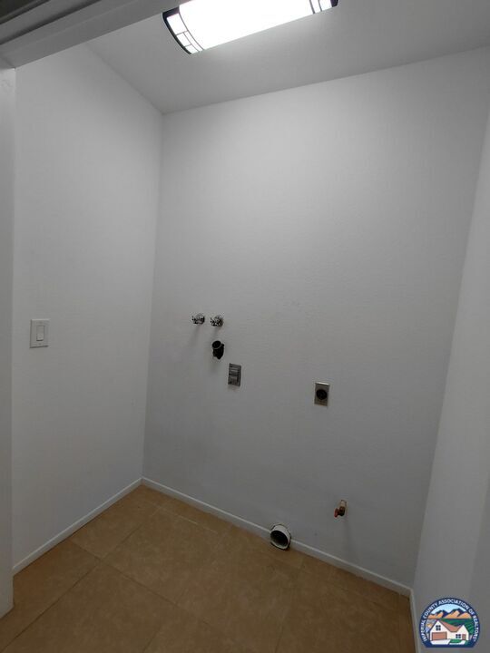 Foto del edificio - 1100 Rodeo Dr