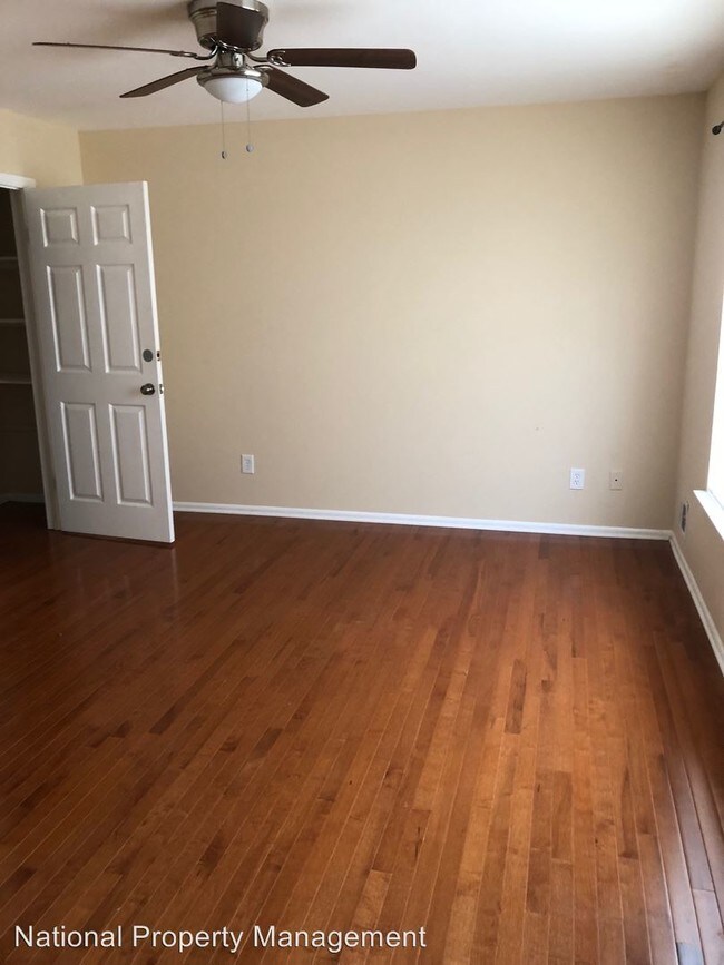 Foto del edificio - 4 br, 1 bath House - 91 Kristopher Dr
