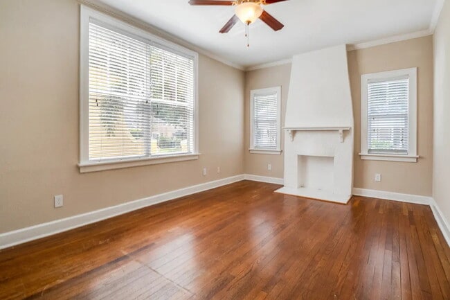 Building Photo - 3311-13 W. San Juan