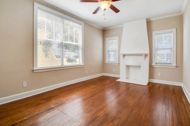 Foto del edificio - 3311-13 W. San Juan