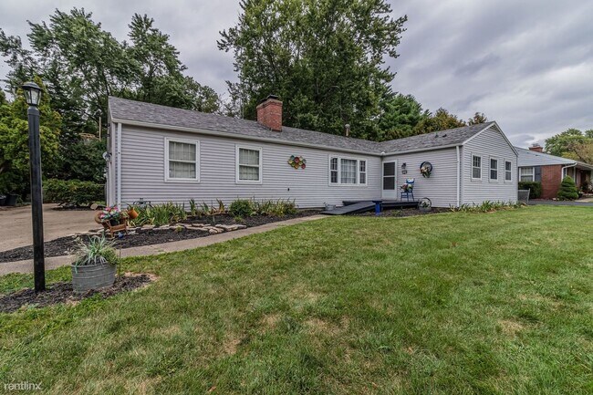 Building Photo - 3 br, 2 bath House - 1304 W Kirby Ave