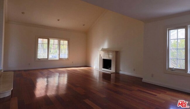 Building Photo - 3734 Gleneagles Dr