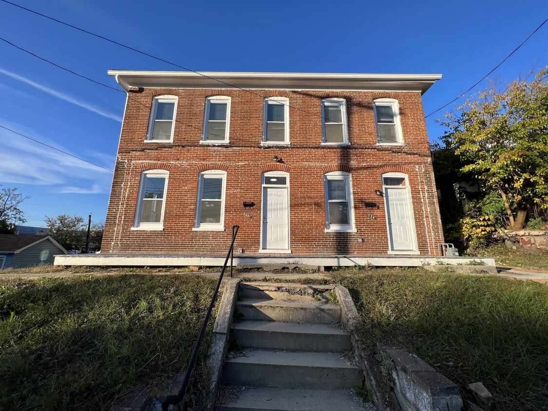 Foto principal - 232 Jefferson St
