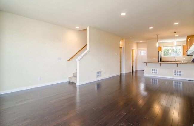 Building Photo - 2 bedroom in Bothell WA 98012