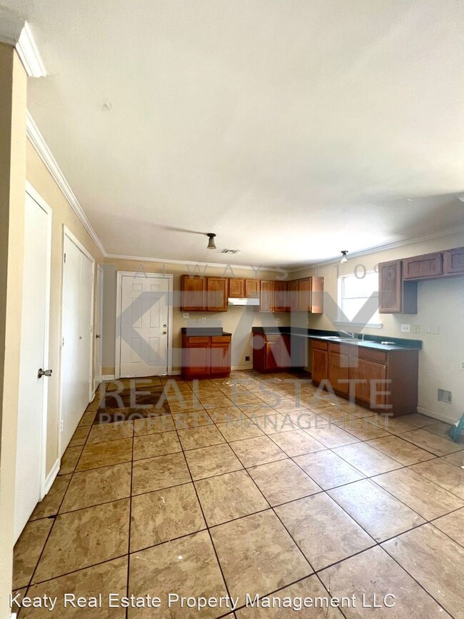 Building Photo - 3 br, 2 bath House - 613 Walker Rd