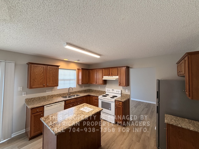 Foto del edificio - 5843 Dove Point Dr SW