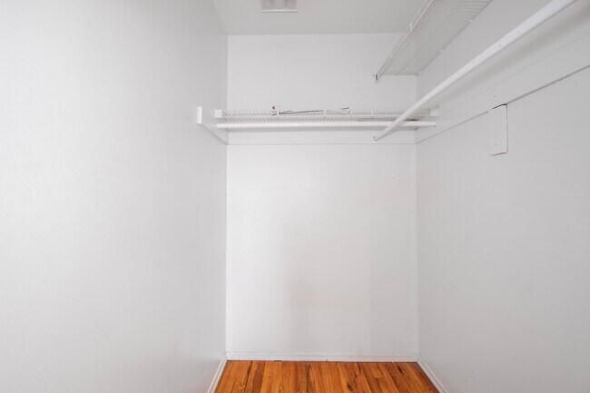 Foto del edificio - 1177 Valley Rd