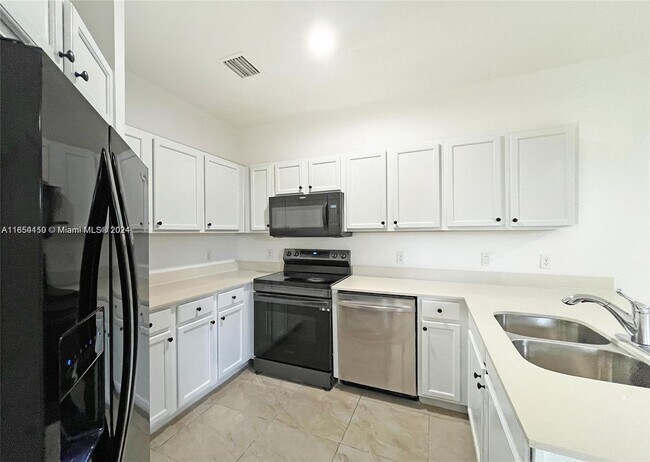 Building Photo - 230 NW 109th Ave
