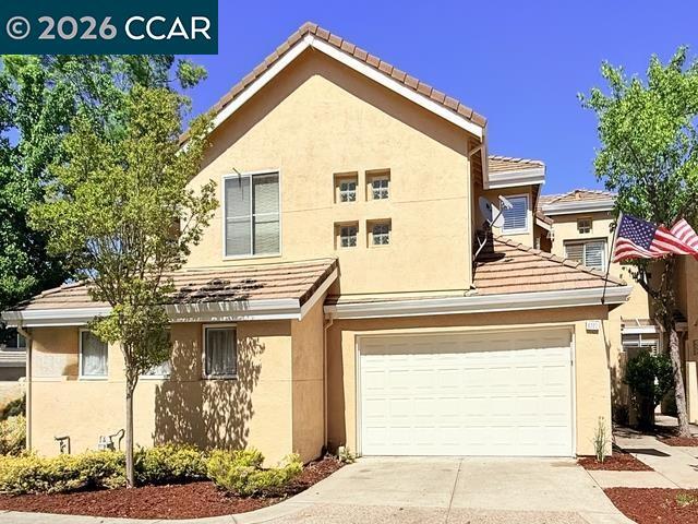 Building Photo - 6220 Lakeview Cir