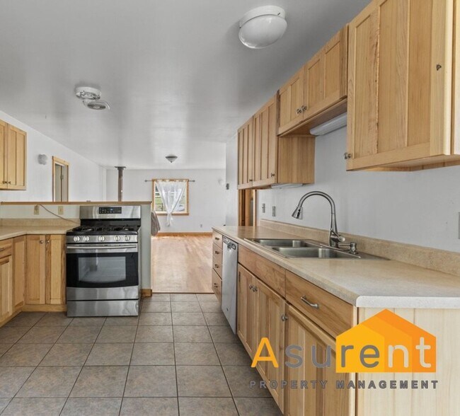 Foto del edificio - MOVE IN SPECIAL! HALF OFF FIRST MONTH'S RE...