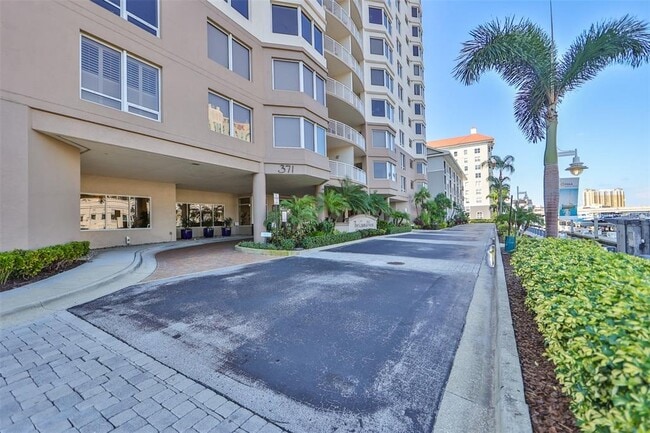 Building Photo - 371 Channelside Walk Way