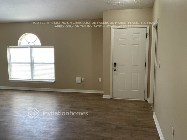 Building Photo - 2733 Maderia Cir