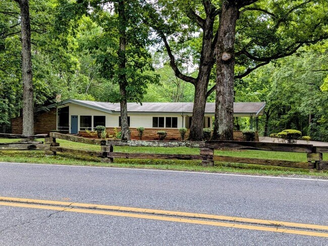 Foto del edificio - 4254 Asbury Church Rd