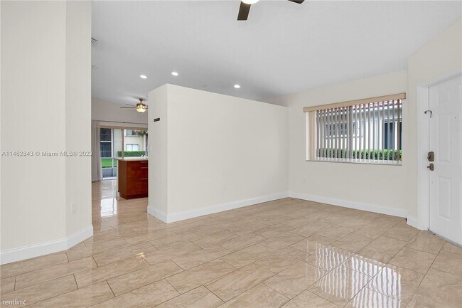 Building Photo - 3 br, 2 bath House - 113 Danielle Ct