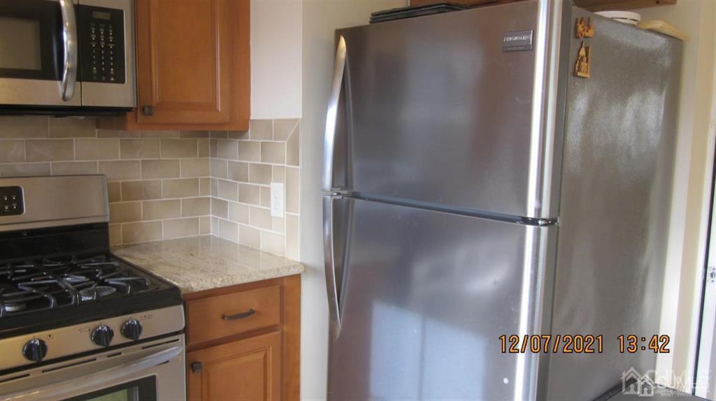 Building Photo - 241 Amboy Ave