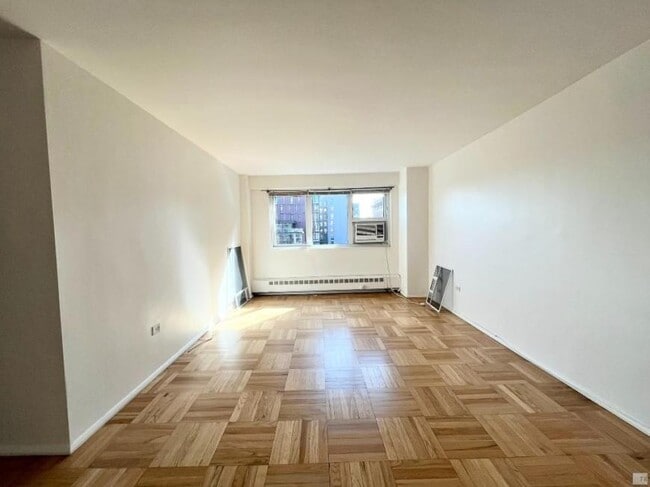 Building Photo - 1 bedroom in Brooklyn NY 11201