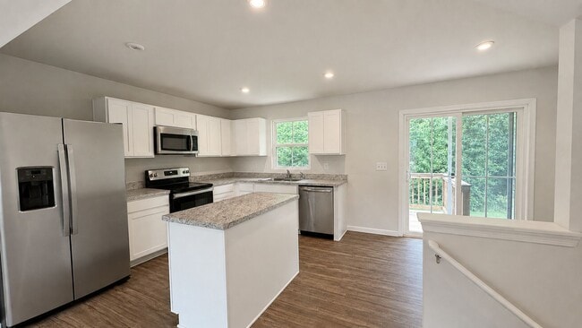 Building Photo - 2044 Petersen Way