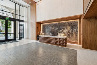 Building Photo - Seraph Luxury Downtown Apartments