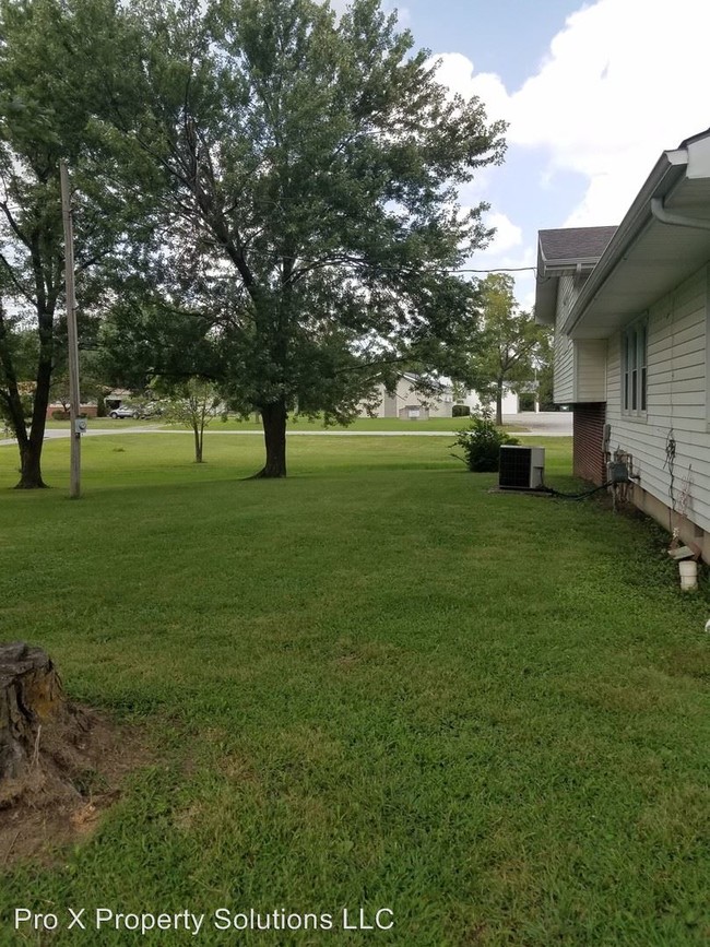 Foto del edificio - 4 br, 2 bath House - 735 N Osage
