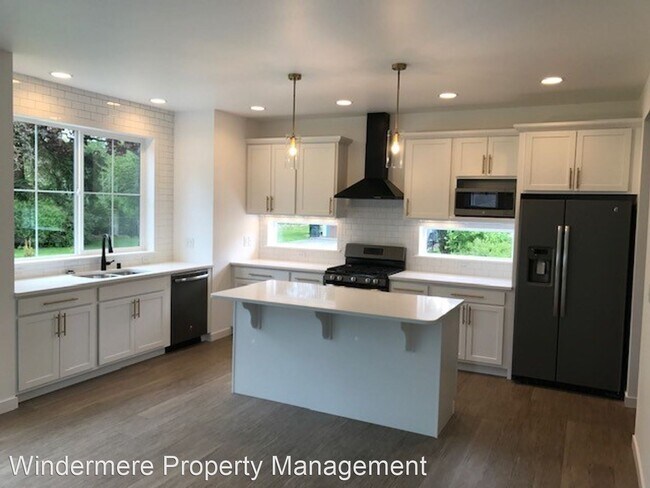 Foto del edificio - 4 br, 3 bath House - 807 Gilbert Drive