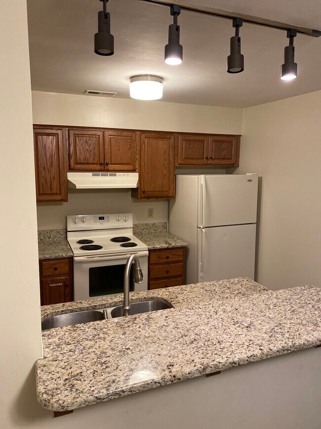 WILLOW CREEK RADFORD Apartments in Radford, VA