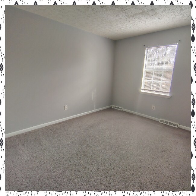 Building Photo - 22 Fonda Dr