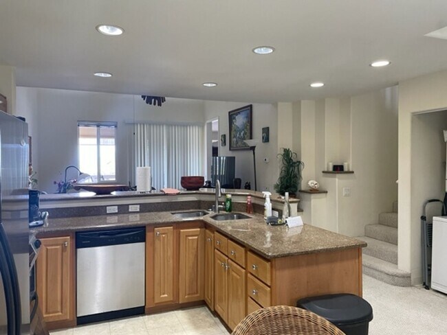 Foto del edificio - 2 Bedroom, 2 Bath with Full Loft in Alii C...