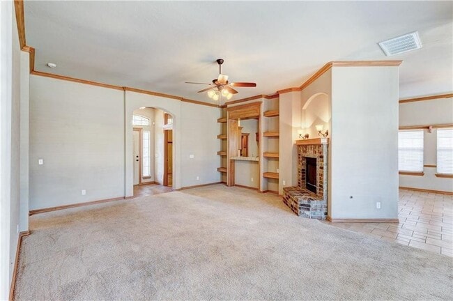 Building Photo - 16304 Vallejo Pl