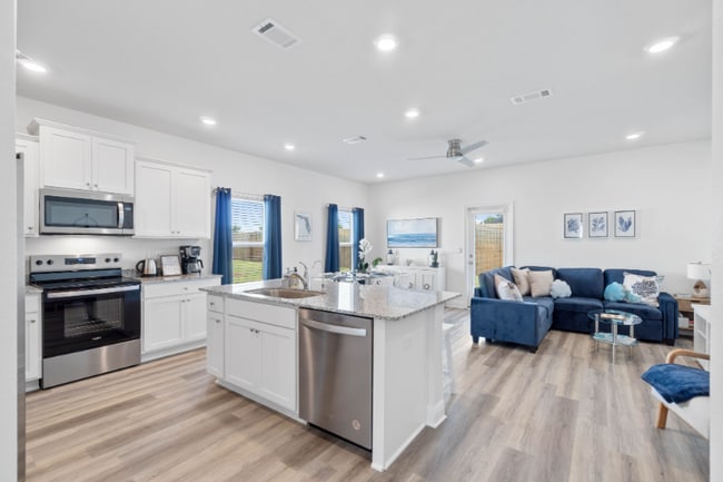 Building Photo - 273 Palmeras Marinas Ln