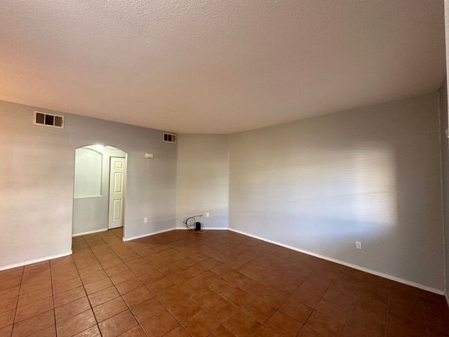 Building Photo - SILVER PINES