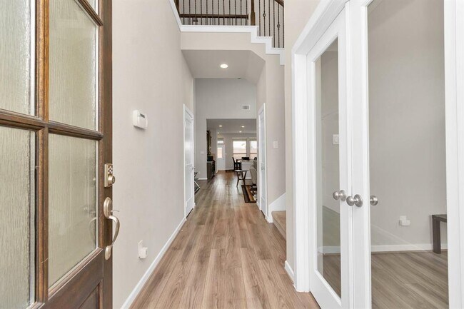 Building Photo - 24778 Levante Dr