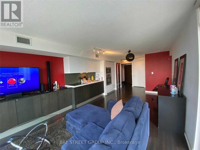 Photo du bâtiment - 21 Iceboat Terr