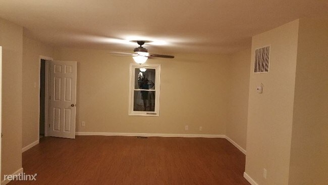Foto del edificio - 4 br, 2 bath House - 618 9th st