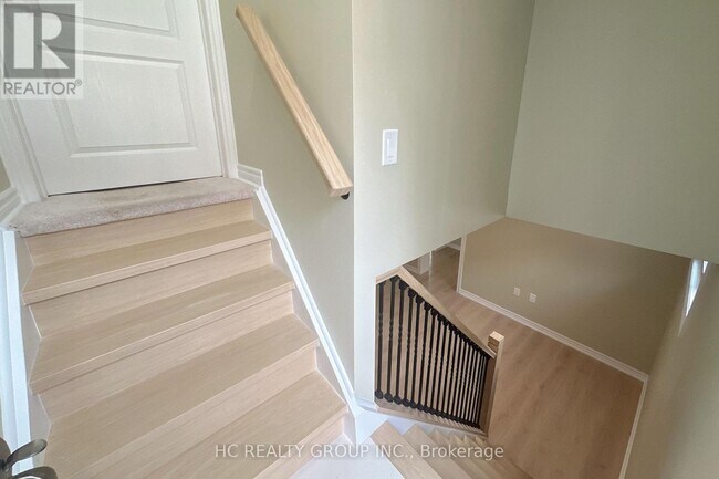 Building Photo - 23 Pynford Crescent