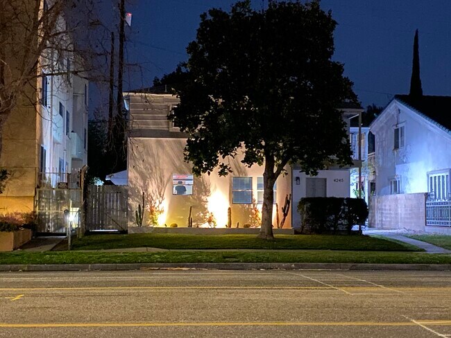 Building Photo - 4245 Laurel Canyon Blvd