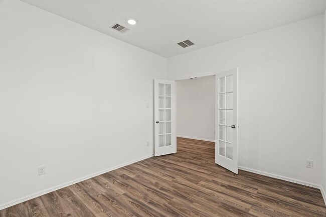 Building Photo - 3804 Falling Moon Ln