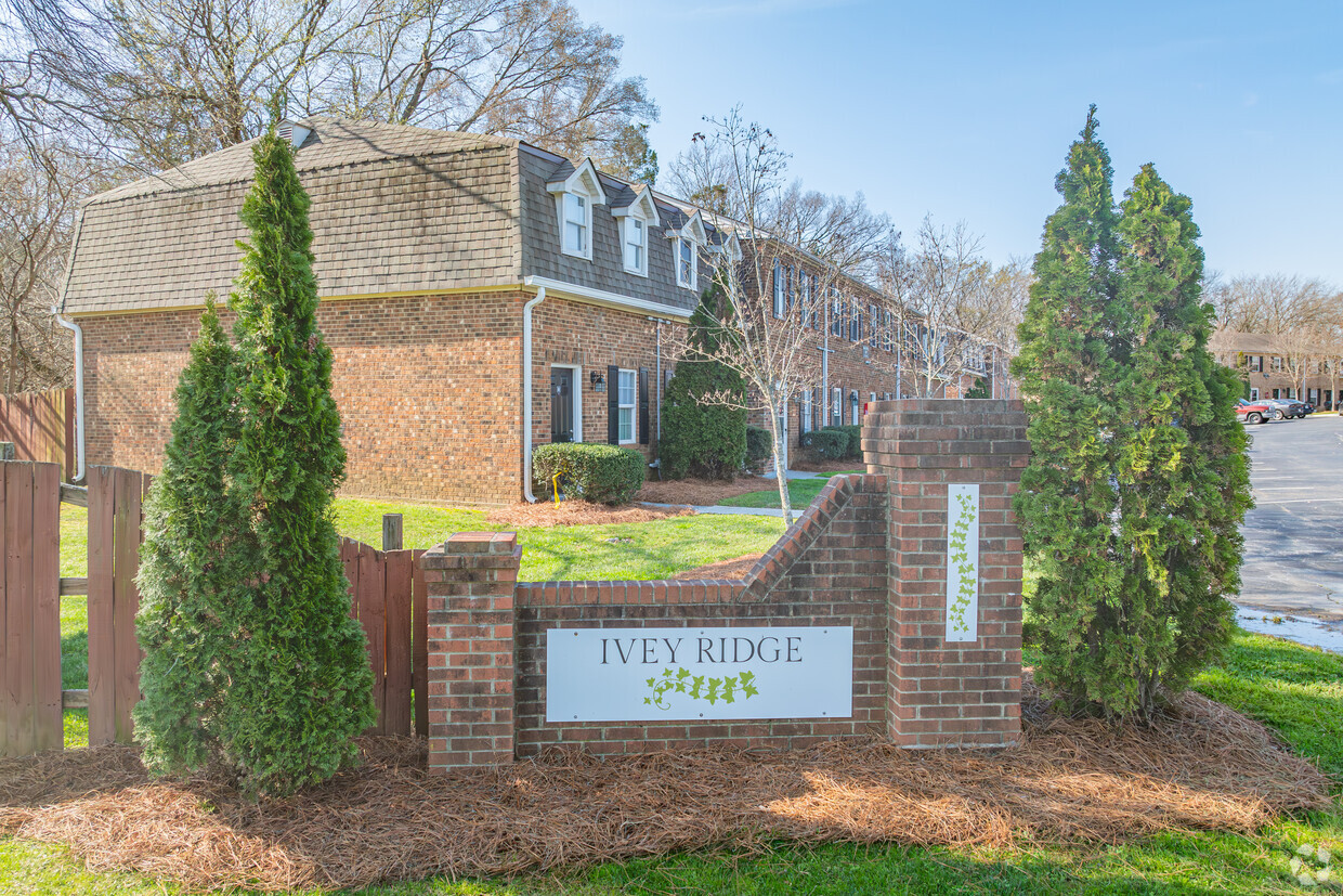 Foto principal - Ivey Ridge Apartments