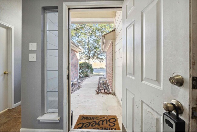 Building Photo - 4043 Mist Flower Dr