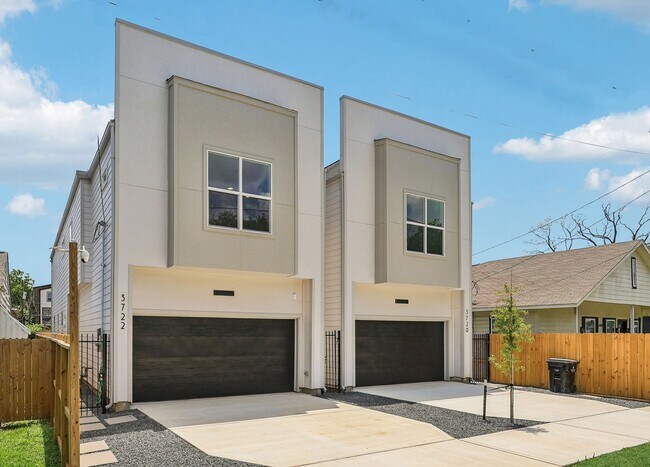Foto del edificio - 3722 Nathaniel Brown St