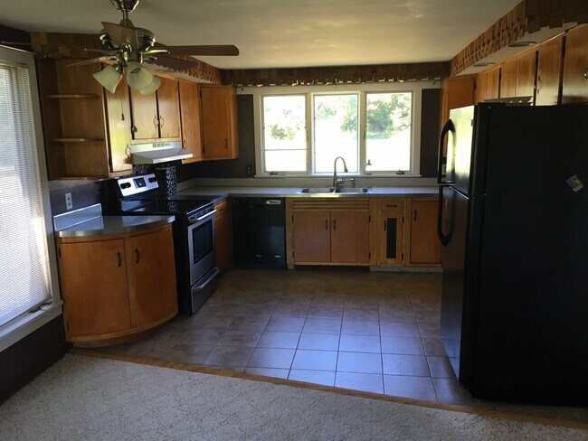 Foto del edificio - 2294 W Creek Rd