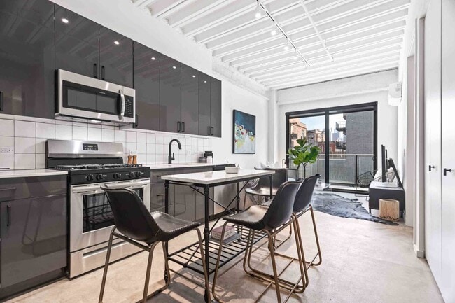 Building Photo - 1 Bedroom New Apartments Available! Locate...