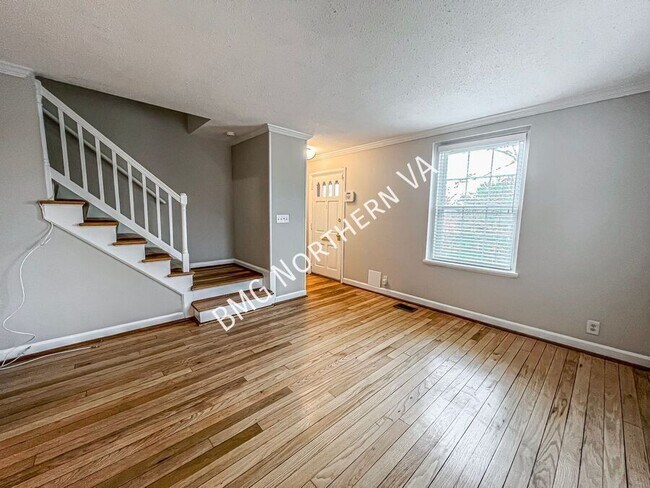 Foto del edificio - 4840 S 28th St