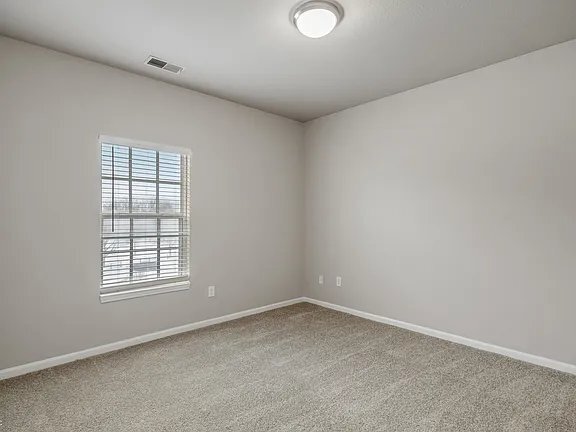 Building Photo - 12926 University Crescent