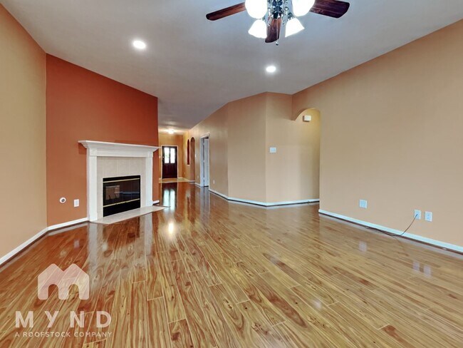 Building Photo - 3519 Rushwater Ln