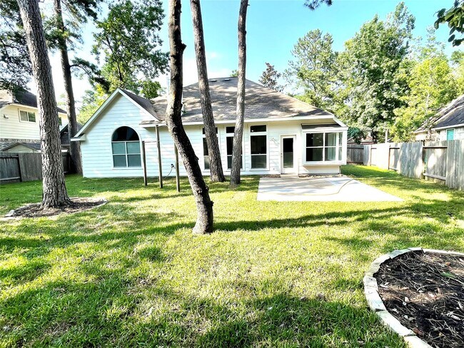 Foto del edificio - 71 E Hobbit Glen Dr