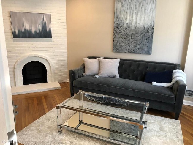 Foto del edificio - 633 Elliott St NE