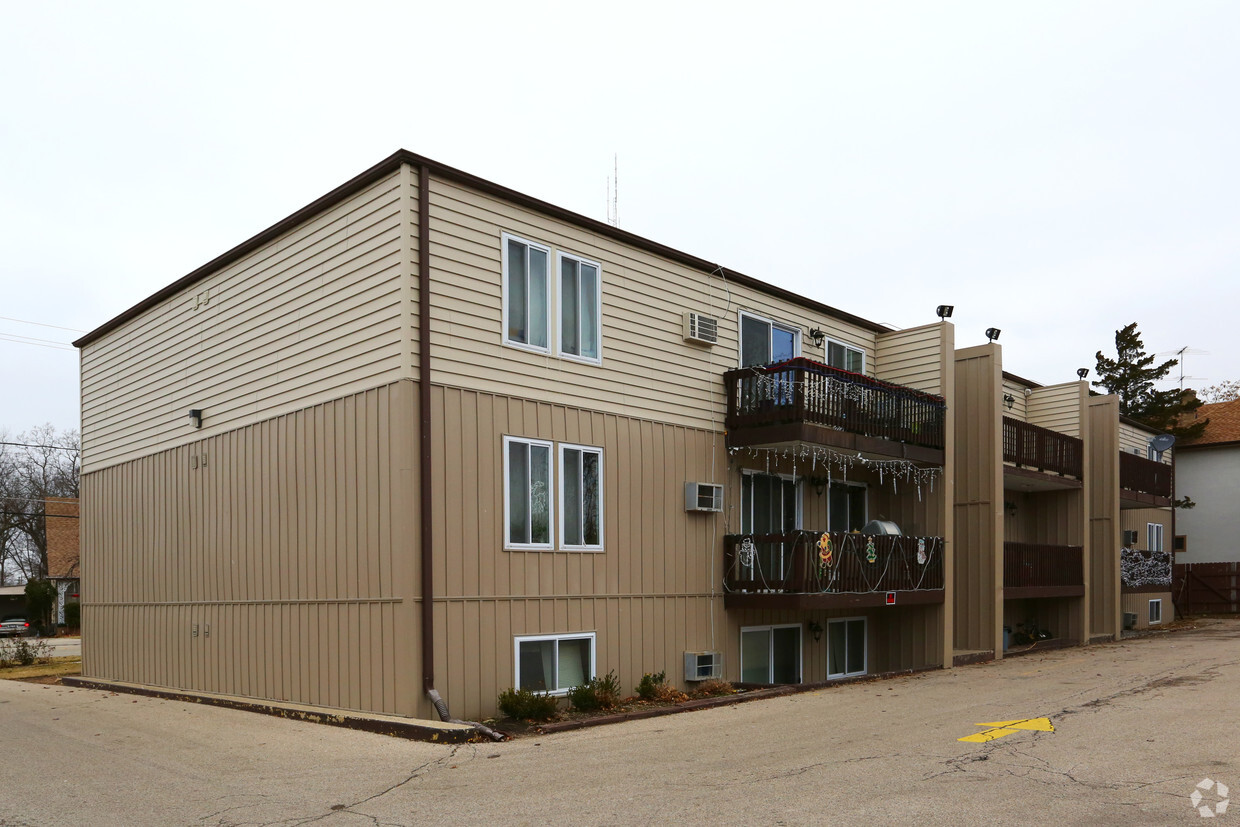 Building Photo - Marlene Court Apartments